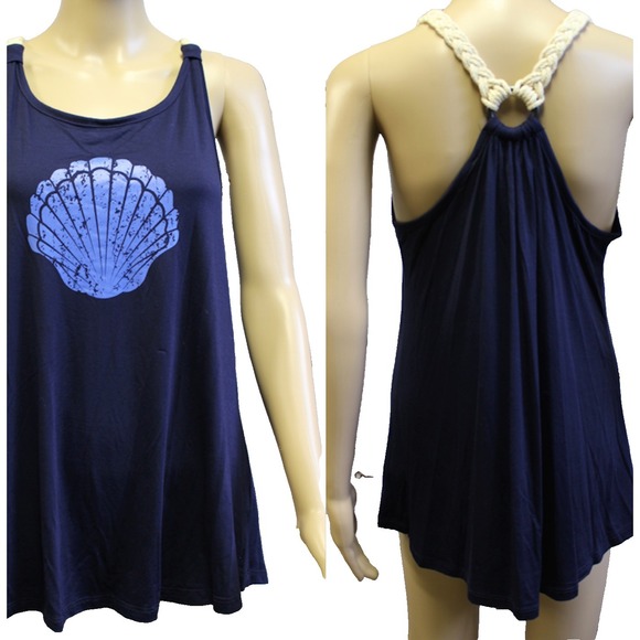 Cupio Tops - NWT $50 Cupio Women Top Tank Size L Blue Crochet Sea Shell Print Strap T-shirt